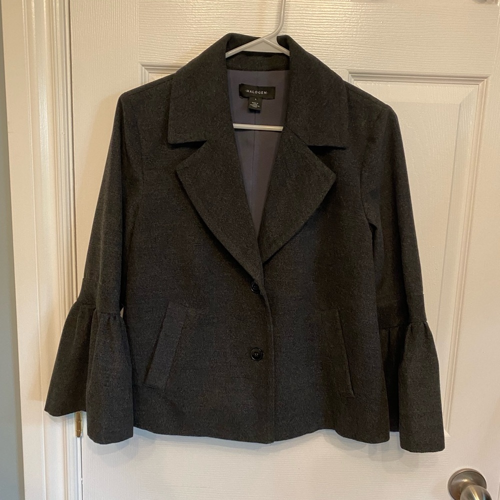 Halogen Grey Bell Sleeve Ruffle Cuff Lined Blazer Jacket Women's Size Small